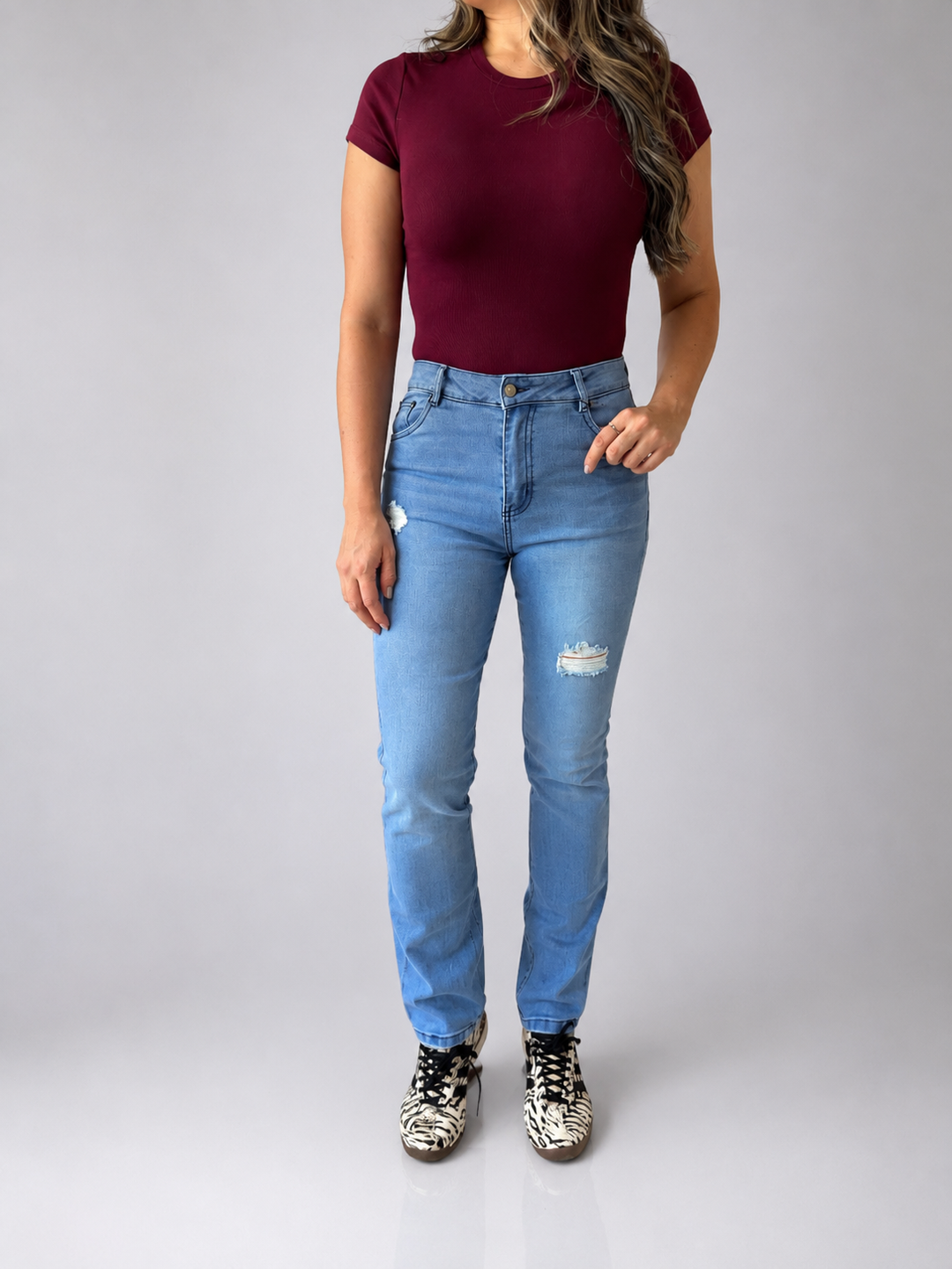 SLIM STRETCH — Azul Medio con Rasgado