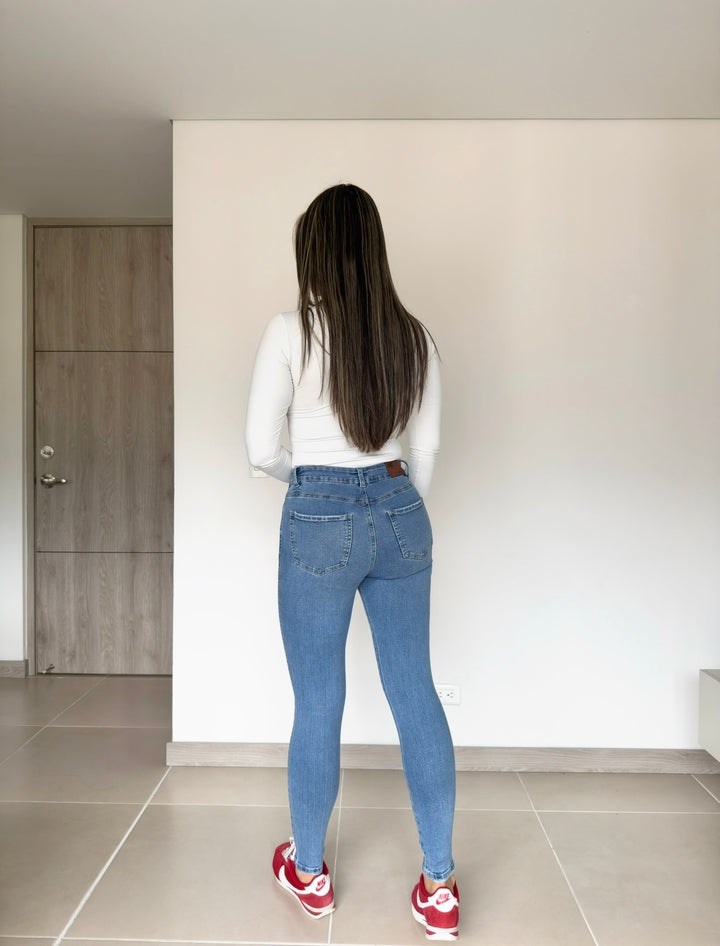 SKINNY STRETCH