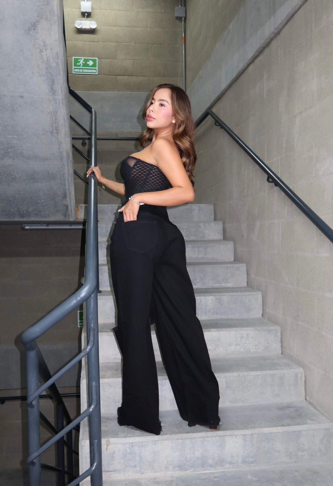 WIDE LEG RÍGIDO NEGRO