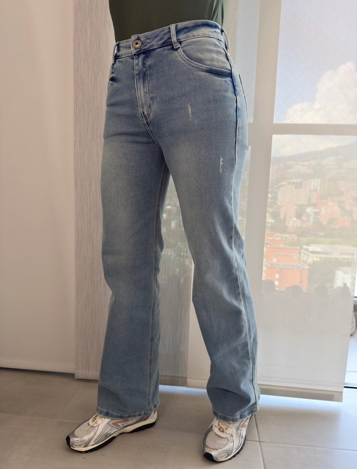 STRAIGHT WIDE