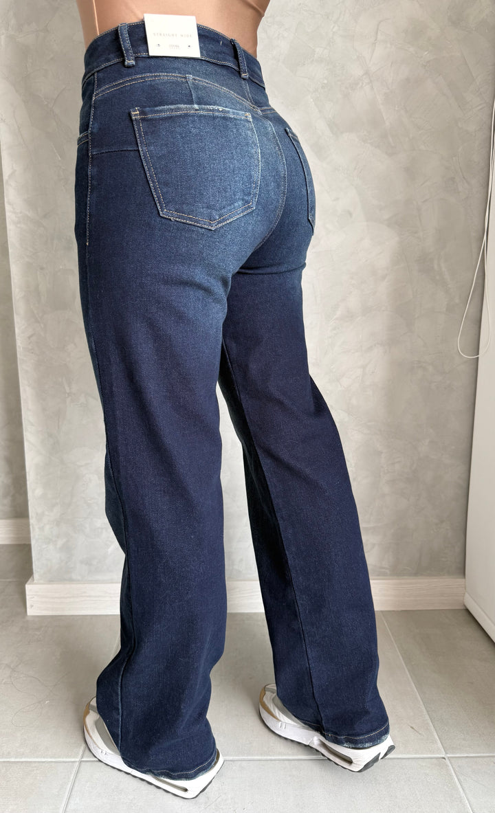 STRAIGHT WIDE STRETCH