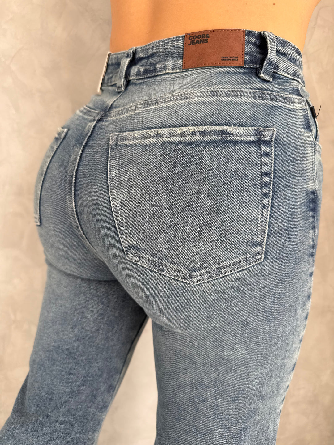 STRAIGHT WIDE STRETCH